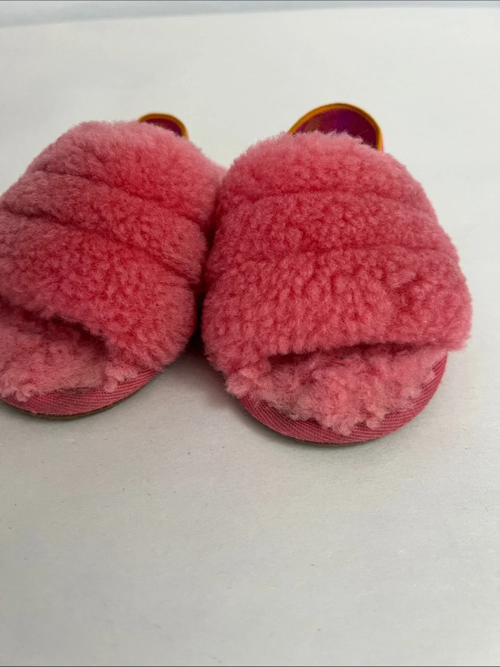 UGG Kids Coral Pink Fluff Slide Sandals Sz 6